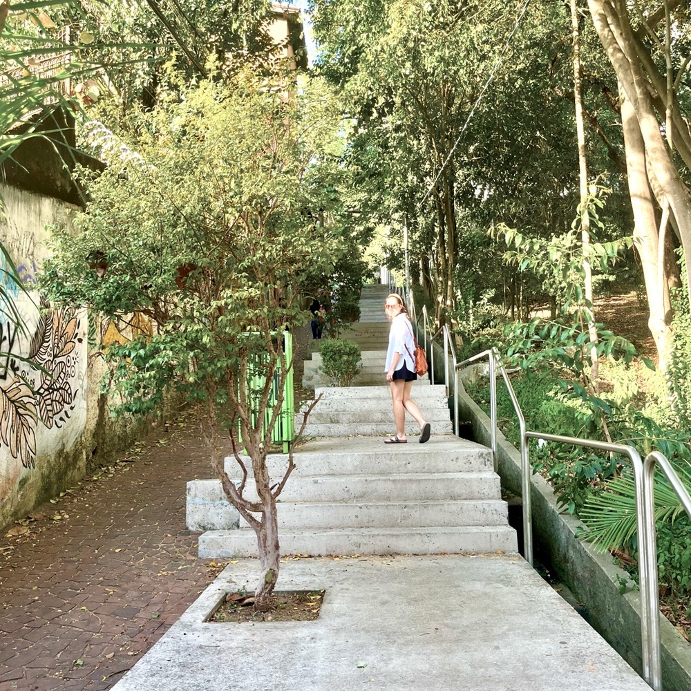 Meet your Posher, Corinne